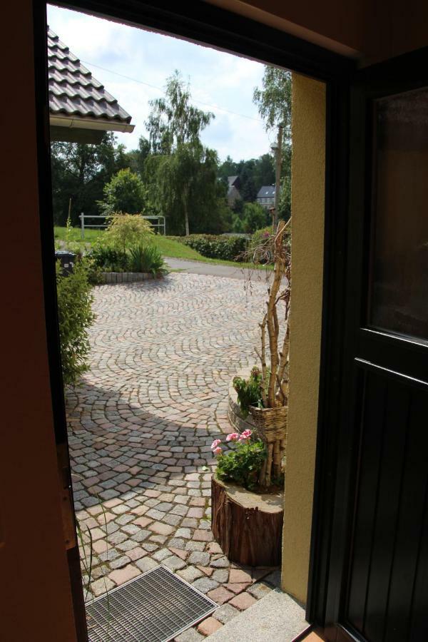 Ferienwohnung Erzgebirge Grunhainichen Экстерьер фото